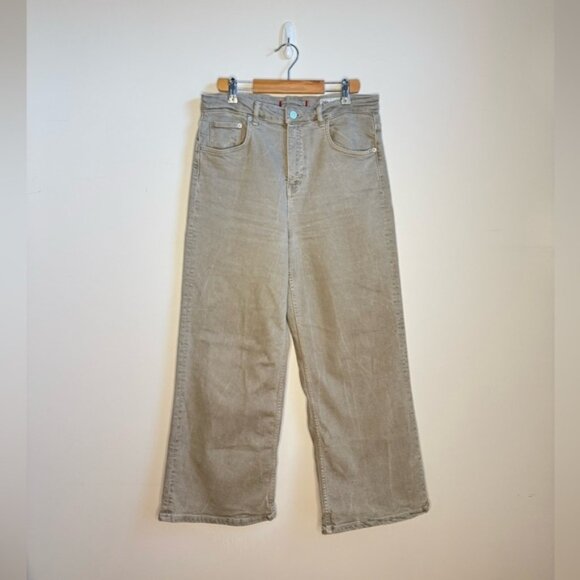 Denim - Zara Women’s High Rise Wide Leg Jeans Size 8